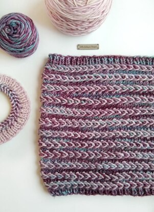 Mini Braids Cowl