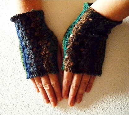 Emmentaler Fingerless Gloves