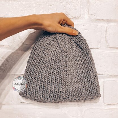 Minimalist beanie hat