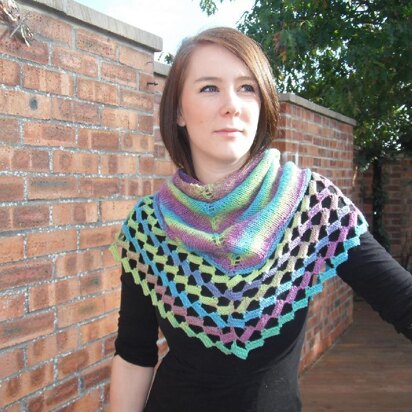 Bricks & Mortar Triangular Shawl