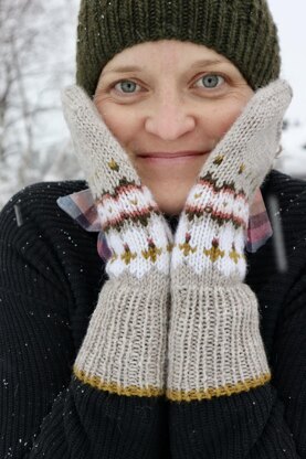 Blossom of Snow Mittens