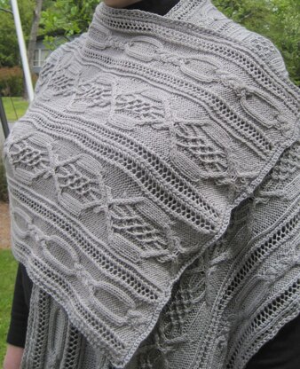 Therion Cluster Cable Lace Shawl