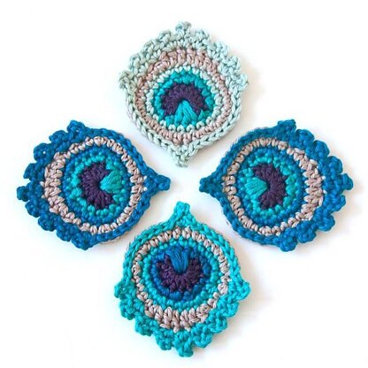 Crochet Motif or Garland: Small Peacock Feather