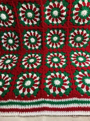 Candy Cane Swirl Blanket