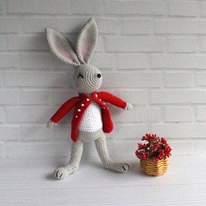 White Rabbit from Wonderland, Alice friend