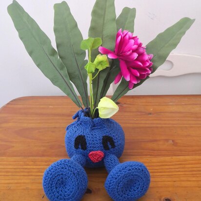 Oddish Vase Cosy