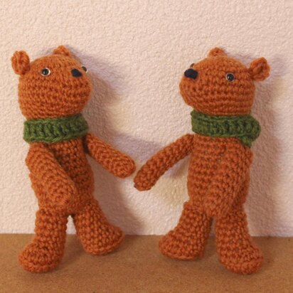 Cowled Little Bear amigurumi