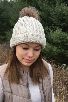 Ribbed Hat with Fur Pom Pom