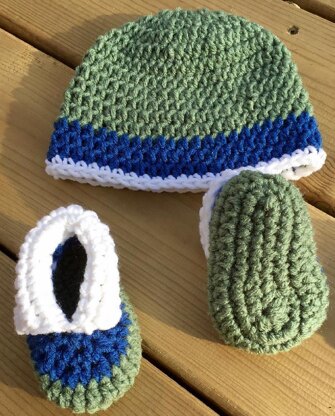 Triple Treat Baby Booties and Hat
