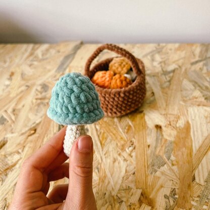 3 sizes of mushrooms crochet pattern, basket of mushrooms PDF