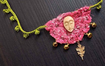 Rose Vine Necklace Crochet Pattern