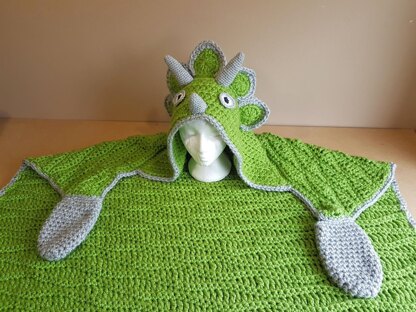 Hooded Triceratops Dinosaur Blanket Crochet Pattern