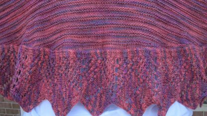 Teith Crescent Shawlette