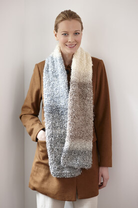 Simple One Ball Scarf in Lion Brand Homespun Thick & Quick - L30125F