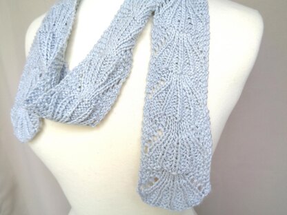 Skinny Shell Scarf