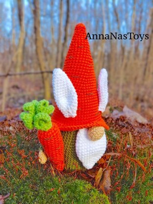 Gnome carrot