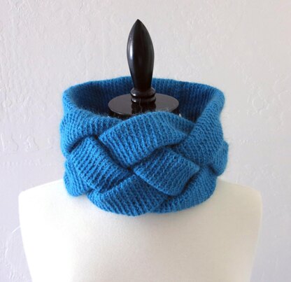 Braided Cowl