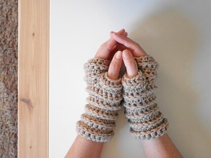 Fingerless gloves