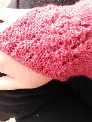 Lace Mitts