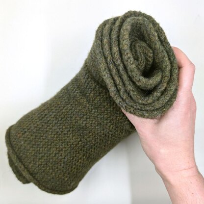 Glenbrook Pull-Through Scarf