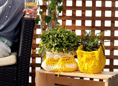 Slouchy Crochet Plant Pot Cozy in Bernat Maker Outdoor & Outdoor Stripes - Downloadable PDF