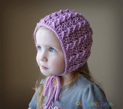 Cable Cross Baby Bonnet