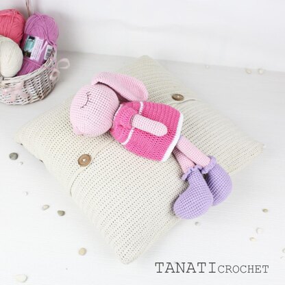 Toy crochet pattern of Sleepy Bunny