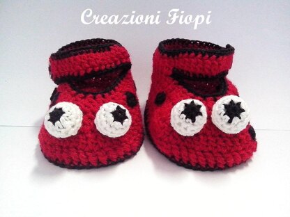 Baby shoes ladybug