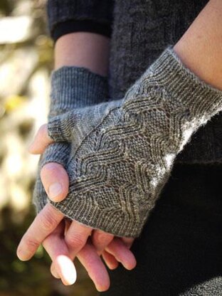Curling Neckwarmer and Mitts