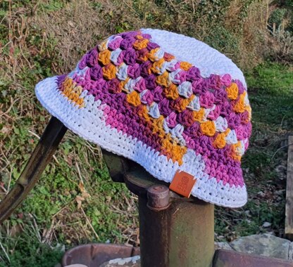 Gallium Crochet Bucket Hat