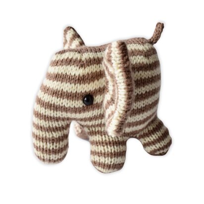 Peanut Butter Elephant - knitting pattern