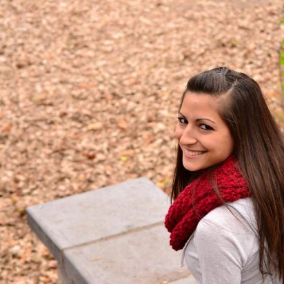 Cranberry Moss Scarf