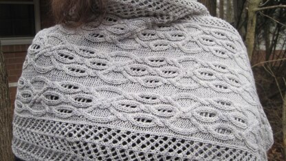 Donnegal Cable Lace Shawl