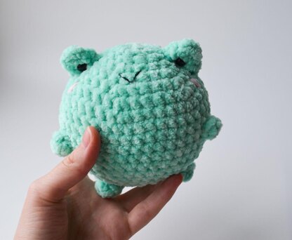 Crochet plush Frog pattern