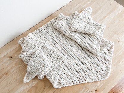 Roslyn Shawl Crochet Pattern