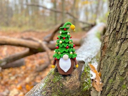 Сhristmas tree gnome 2