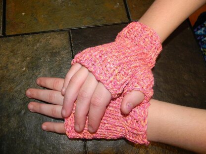 Children's Fingerless Mitts