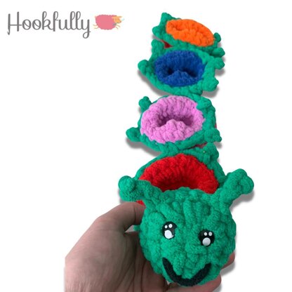 Reversible Caterpillar -- Flippy Friends