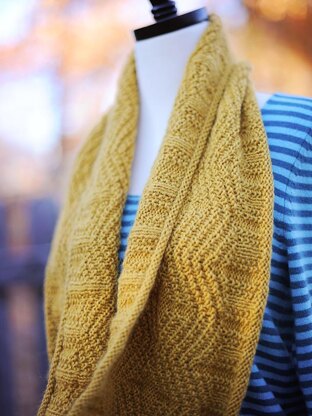 Dovetail Cowl