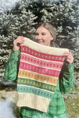 Snowflake Sparkle Snood