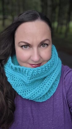 Snoh Cowl