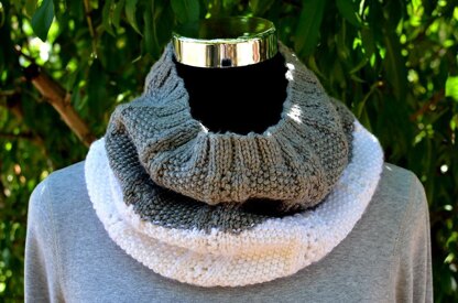 Two Colors Infinity Cowl