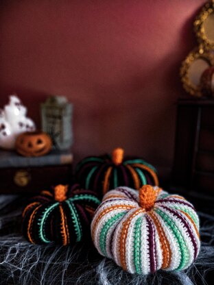 Spooky Halloween Crochet Pumpkins