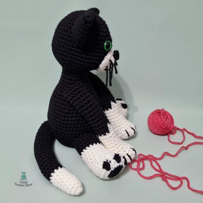 Connie the Cat - UK Terminology - Amigurumi