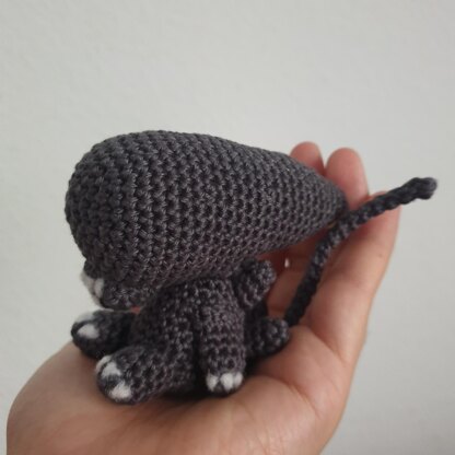 Alien Xenomorph - Crochet Amigurumi Pattern - Downloadable PDF