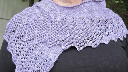 Easy Loch Katrine Shawlette