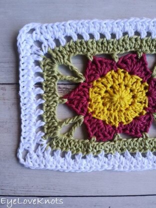 Lily's Floral Rectangle Doily