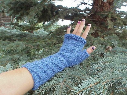 Zig 'n Zag Fingerless Mitts