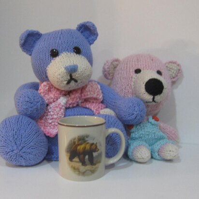 Two Bears - Tea Cozy & Knitkinz - knitting pattern