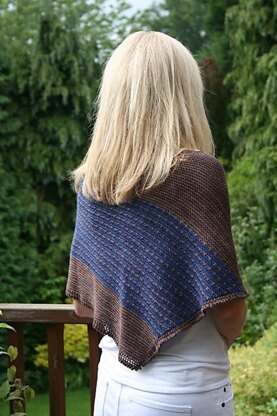 Collinear shawl